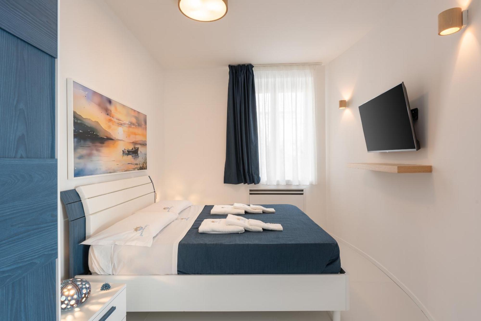 Laguna Blu - Resort Villa Overlooking The Sea On The Amalfi Coast Виетри Экстерьер фото